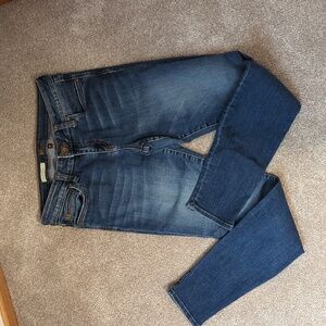 Kut from the Kloth size 6 toothpick skinny jeans